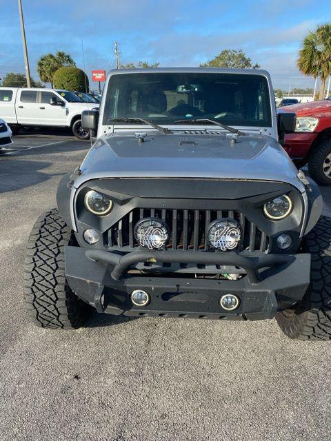 used 2015 Jeep Wrangler Unlimited car, priced at $18,500