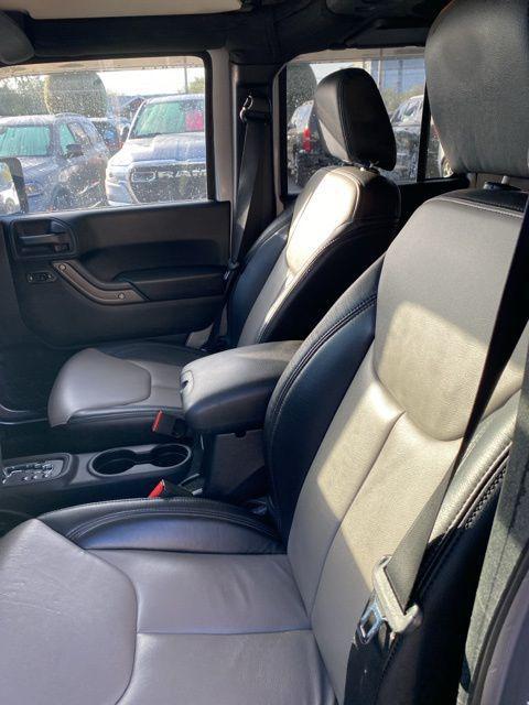 used 2015 Jeep Wrangler Unlimited car, priced at $18,500