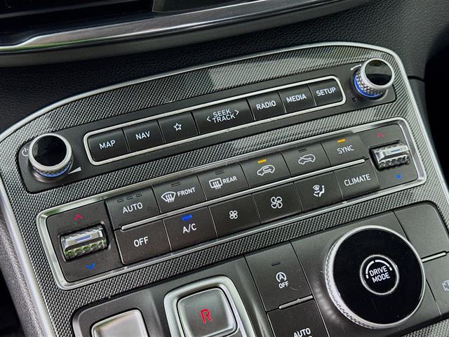 used 2023 Hyundai Santa Fe car, priced at $21,400