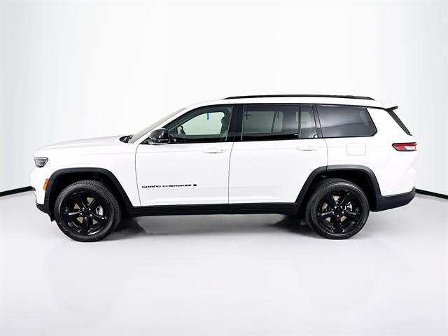 new 2025 Jeep Grand Cherokee L car, priced at $39,000