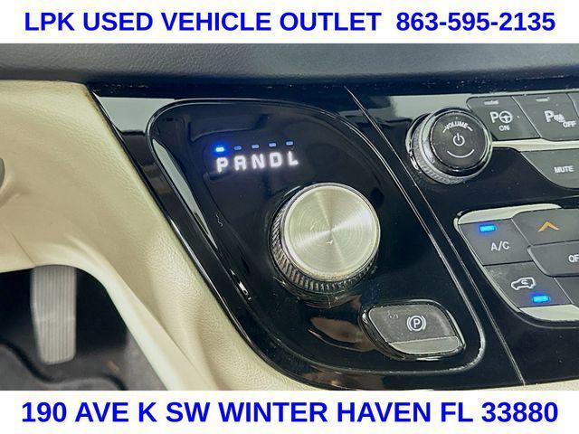 used 2018 Chrysler Pacifica car, priced at $9,425