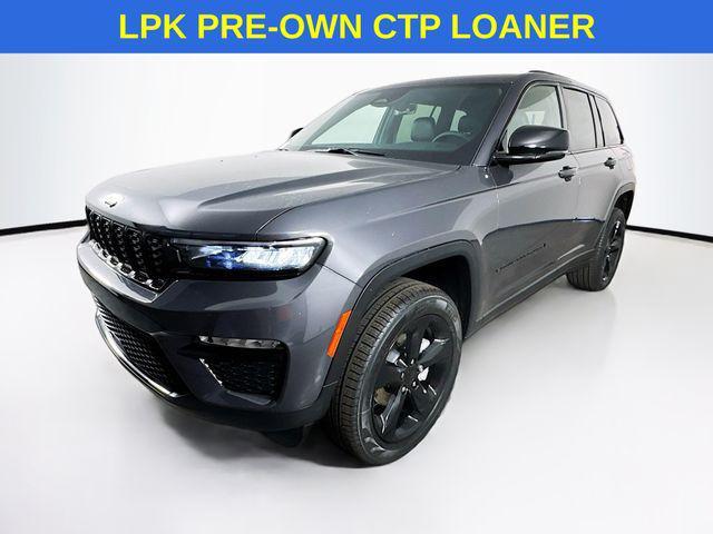 new 2025 Jeep Grand Cherokee car, priced at $38,000