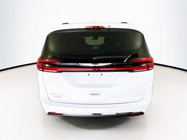 used 2022 Chrysler Pacifica car, priced at $21,500