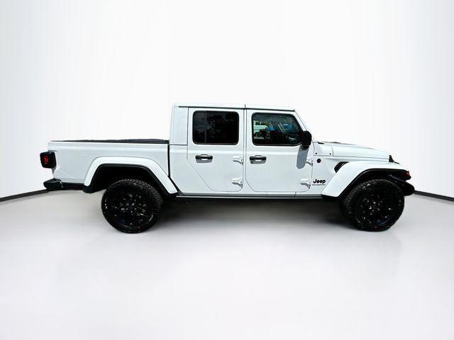 new 2024 Jeep Gladiator car, priced at $39,000