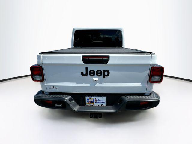 new 2024 Jeep Gladiator car, priced at $39,000