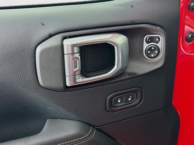used 2018 Jeep Wrangler Unlimited car, priced at $28,854