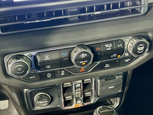 new 2025 Jeep Gladiator car, priced at $39,500
