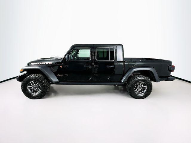 new 2024 Jeep Gladiator car, priced at $58,000