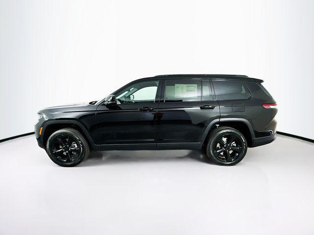 new 2025 Jeep Grand Cherokee L car, priced at $45,000