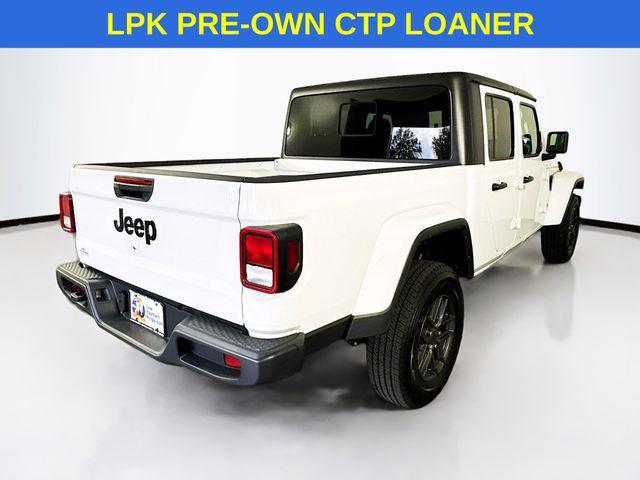 new 2024 Jeep Gladiator car, priced at $36,500