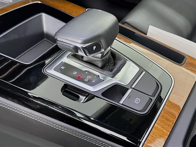 used 2024 Audi Q5 e car, priced at $46,889