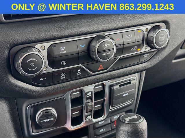 new 2025 Jeep Wrangler car, priced at $55,500