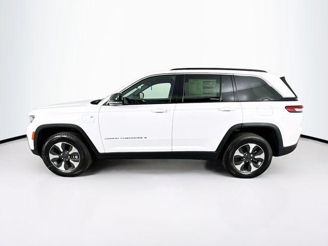 new 2025 Jeep Grand Cherokee 4xe car, priced at $52,000