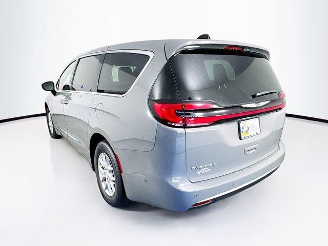 new 2025 Chrysler Pacifica car, priced at $39,500
