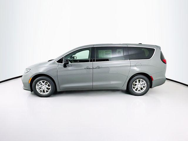 new 2025 Chrysler Pacifica car, priced at $39,500