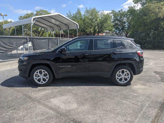 new 2024 Jeep Compass car, priced at $28,500