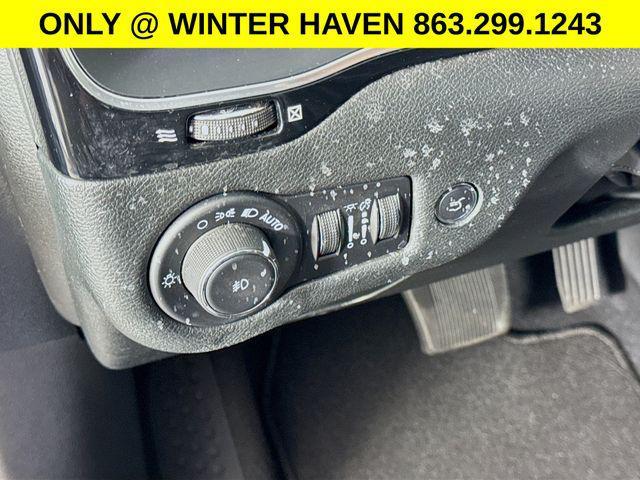 used 2023 Jeep Cherokee car, priced at $19,900