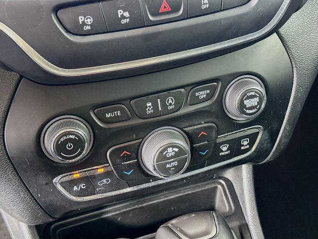 used 2023 Jeep Cherokee car, priced at $21,503