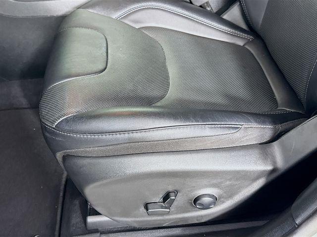 used 2023 Jeep Cherokee car, priced at $21,503