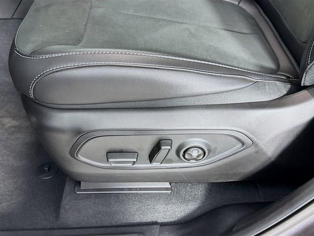 new 2025 Jeep Grand Cherokee L car, priced at $48,375
