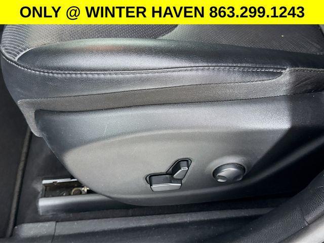 used 2023 Jeep Cherokee car, priced at $18,900