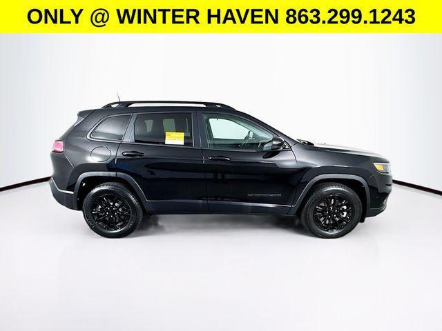 used 2023 Jeep Cherokee car, priced at $18,900
