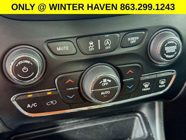 used 2023 Jeep Cherokee car, priced at $18,900