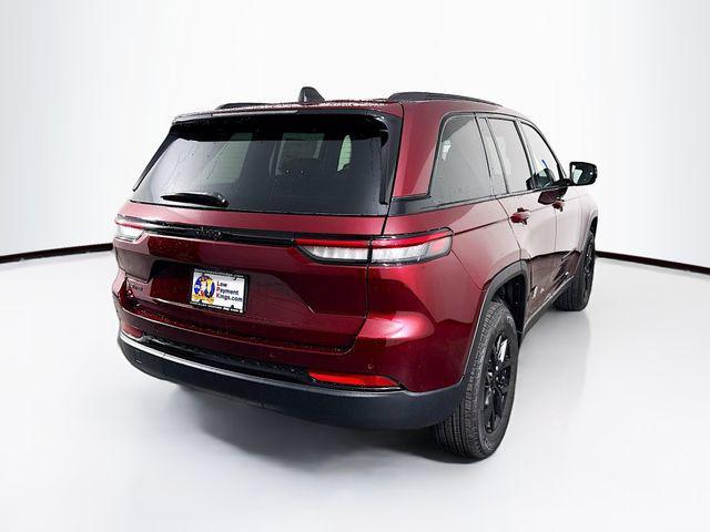 new 2025 Jeep Grand Cherokee car, priced at $42,750