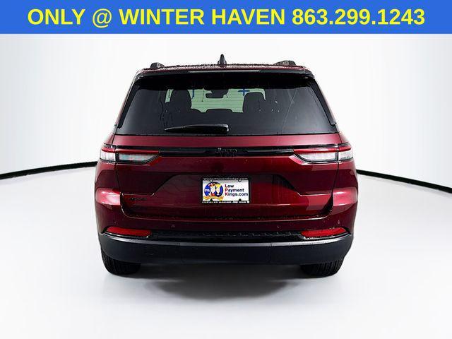new 2025 Jeep Grand Cherokee car, priced at $40,000