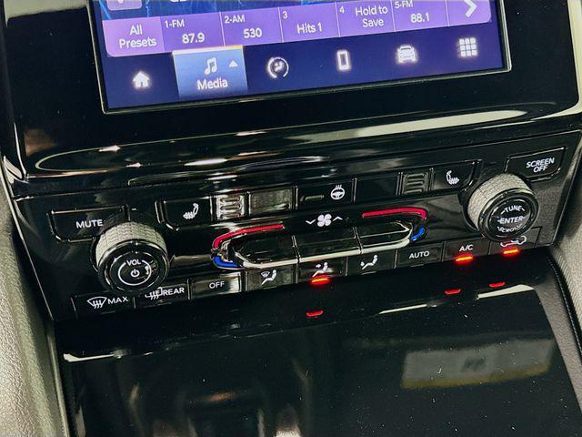 new 2025 Jeep Grand Cherokee car, priced at $42,750