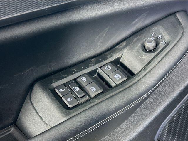 new 2025 Jeep Grand Cherokee car, priced at $35,000