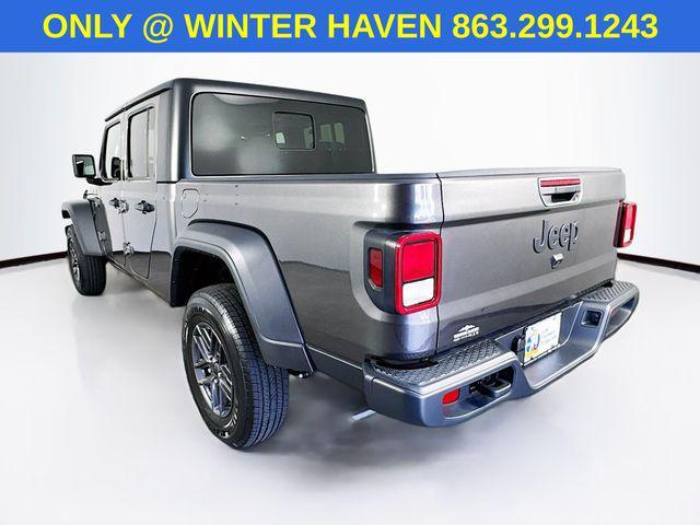 new 2025 Jeep Gladiator car, priced at $38,000