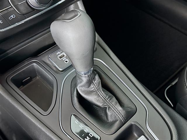 used 2021 Jeep Cherokee car, priced at $19,704
