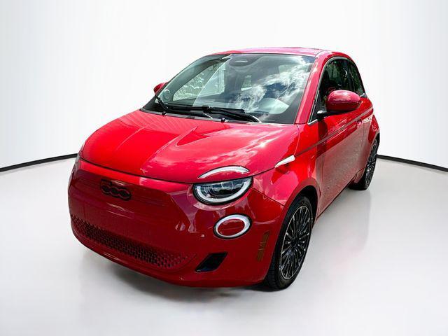 new 2024 FIAT 500e car, priced at $33,500