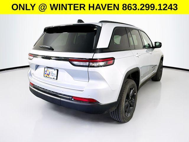 new 2025 Jeep Grand Cherokee car, priced at $36,000