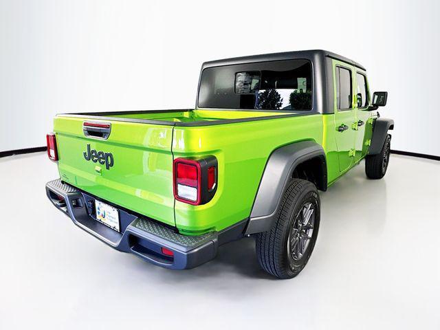 new 2025 Jeep Gladiator car, priced at $40,000
