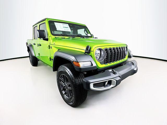 new 2025 Jeep Gladiator car, priced at $40,000