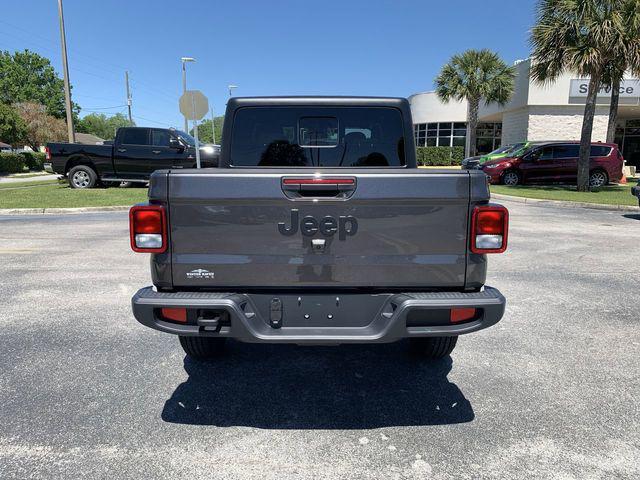 new 2024 Jeep Gladiator car, priced at $41,500