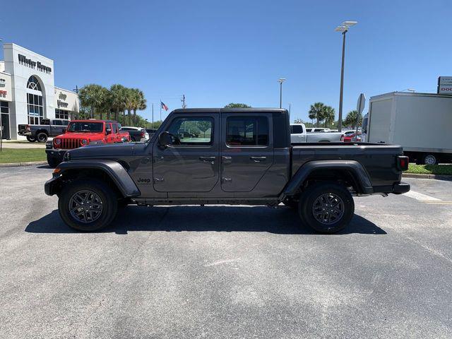 new 2024 Jeep Gladiator car, priced at $39,500