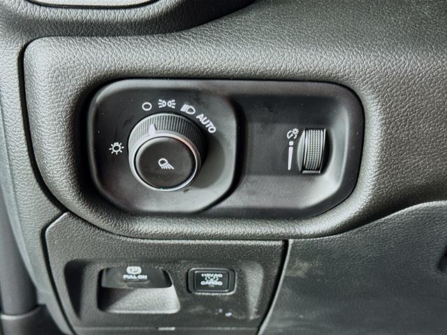 new 2025 Ram 1500 car, priced at $43,500