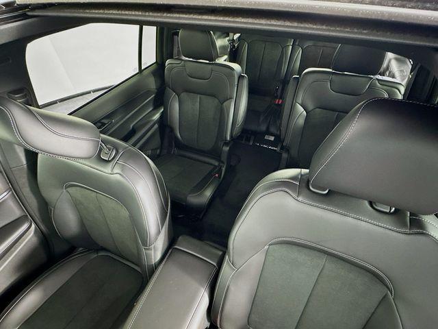 new 2025 Jeep Grand Cherokee L car, priced at $37,000