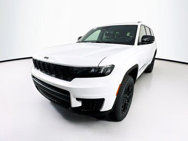 new 2025 Jeep Grand Cherokee L car, priced at $37,000