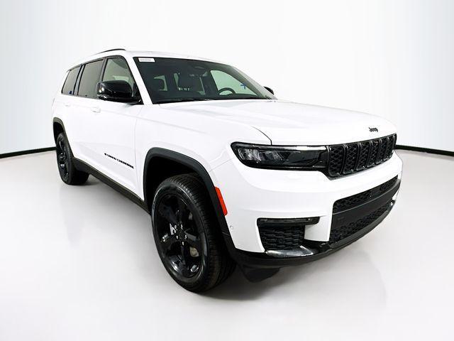 new 2025 Jeep Grand Cherokee L car, priced at $48,000