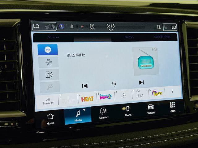 new 2025 Chrysler Pacifica car, priced at $40,000