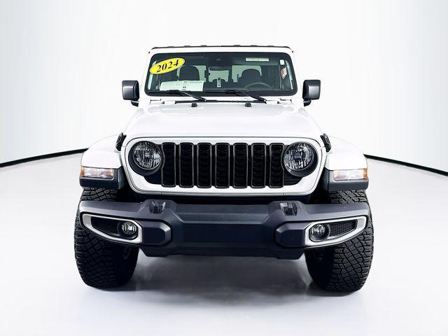 used 2024 Jeep Gladiator car, priced at $33,900