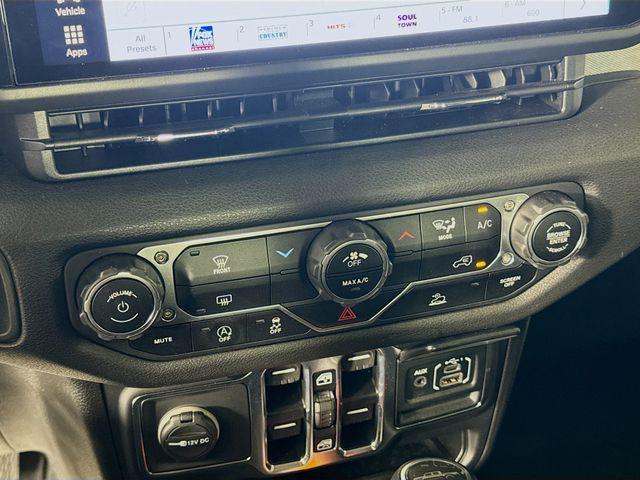 used 2024 Jeep Gladiator car, priced at $33,900