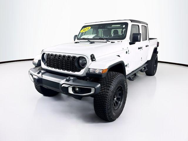 used 2024 Jeep Gladiator car, priced at $33,900