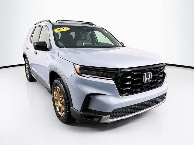 used 2024 Honda Pilot car, priced at $41,630