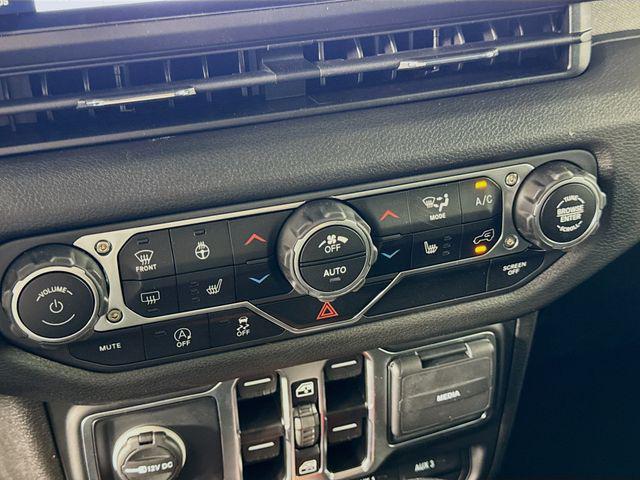 new 2025 Jeep Wrangler car, priced at $53,500
