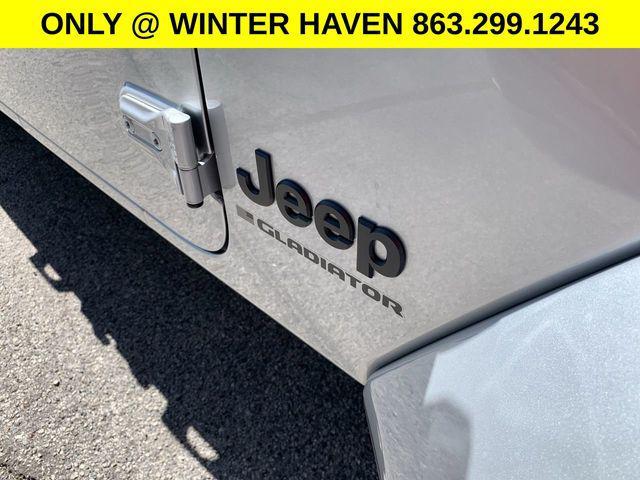 new 2024 Jeep Gladiator car, priced at $40,500